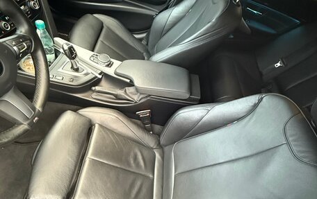 BMW 3 серия, 2018 год, 2 850 000 рублей, 9 фотография