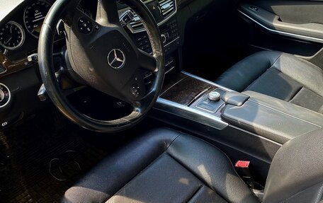 Mercedes-Benz E-Класс, 2012 год, 685 000 рублей, 10 фотография