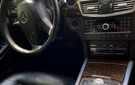Mercedes-Benz E-Класс, 2012 год, 685 000 рублей, 23 фотография