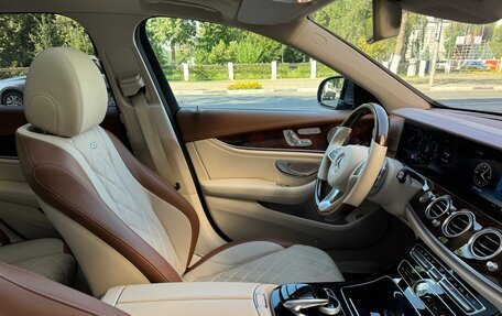 Mercedes-Benz E-Класс, 2017 год, 4 050 000 рублей, 9 фотография