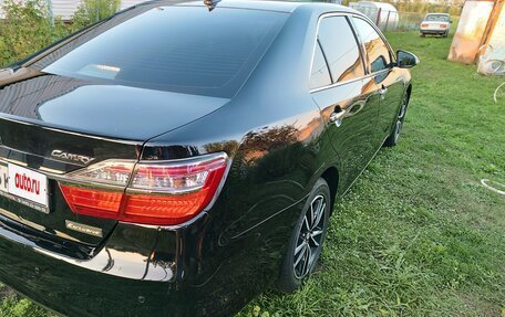 Toyota Camry, 2017 год, 2 500 000 рублей, 19 фотография