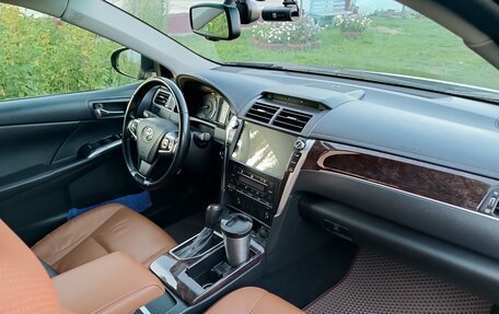 Toyota Camry, 2017 год, 2 500 000 рублей, 24 фотография
