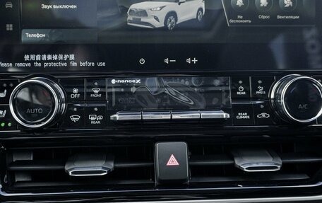 Toyota Highlander, 2025 год, 4 690 000 рублей, 15 фотография