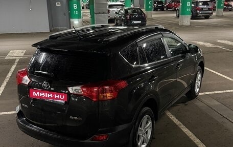 Toyota RAV4, 2014 год, 2 050 000 рублей, 2 фотография