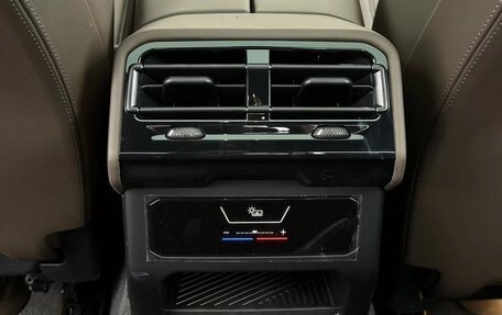 BMW 5 серия, 2024 год, 5 990 000 рублей, 15 фотография