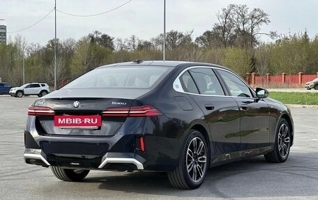BMW 5 серия, 2024 год, 5 990 000 рублей, 7 фотография