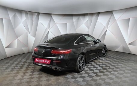 Mercedes-Benz E-Класс, 2019 год, 4 050 000 рублей, 2 фотография