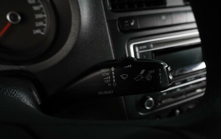 Volkswagen Polo VI (EU Market), 2015 год, 919 000 рублей, 13 фотография