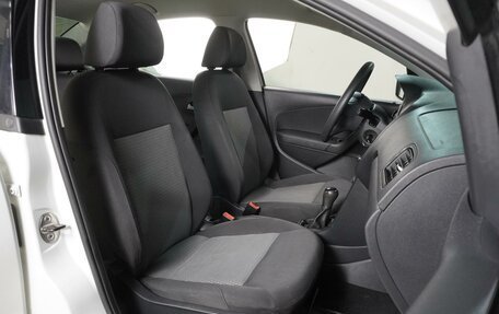 Volkswagen Polo VI (EU Market), 2015 год, 919 000 рублей, 8 фотография