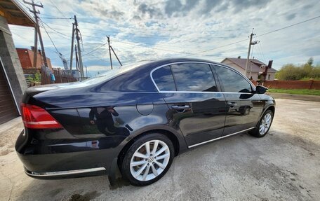 Volkswagen Passat B7, 2011 год, 900 000 рублей, 4 фотография