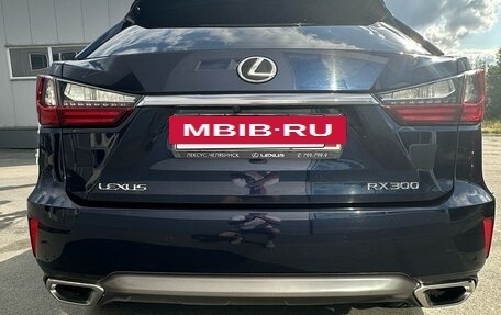 Lexus RX IV рестайлинг, 2018 год, 3 600 000 рублей, 2 фотография