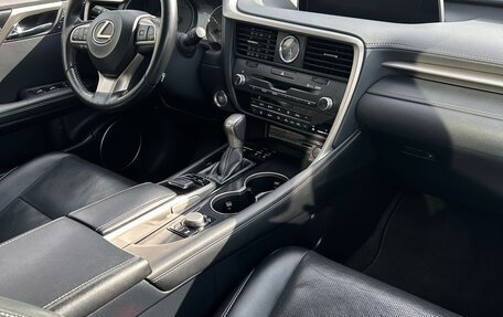 Lexus RX IV рестайлинг, 2018 год, 3 600 000 рублей, 6 фотография
