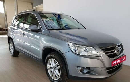 Volkswagen Tiguan I, 2009 год, 880 000 рублей, 3 фотография
