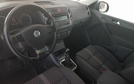 Volkswagen Tiguan I, 2009 год, 880 000 рублей, 13 фотография