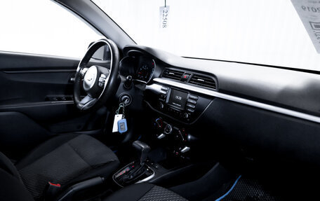 KIA Rio IV, 2019 год, 1 099 900 рублей, 16 фотография