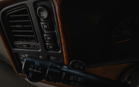 Chevrolet Tahoe II, 2004 год, 1 099 000 рублей, 9 фотография