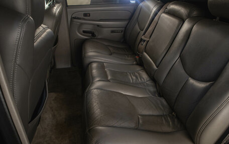 Chevrolet Tahoe II, 2004 год, 1 099 000 рублей, 18 фотография