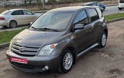 Toyota Ist II, 2004 год, 699 999 рублей, 1 фотография