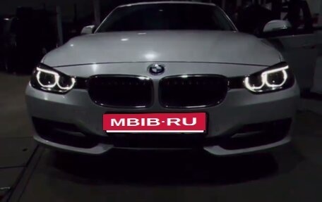 BMW 3 серия, 2015 год, 2 900 000 рублей, 23 фотография