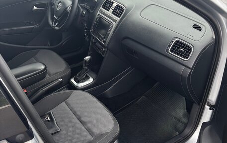 Volkswagen Polo VI (EU Market), 2017 год, 1 470 000 рублей, 19 фотография