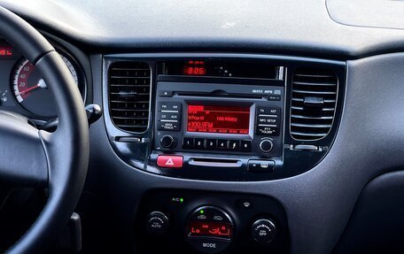 KIA Rio II, 2010 год, 749 000 рублей, 19 фотография