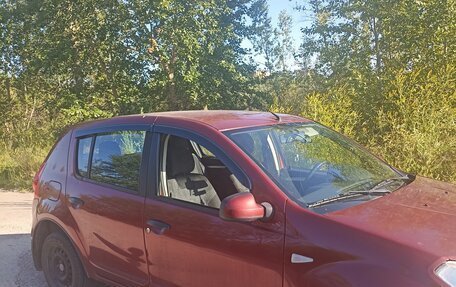 Renault Logan I, 2010 год, 560 000 рублей, 2 фотография