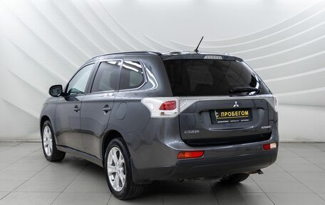 Mitsubishi Outlander III рестайлинг 3, 2013 год, 1 598 000 рублей, 5 фотография