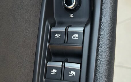 Audi A4, 2016 год, 2 690 000 рублей, 14 фотография