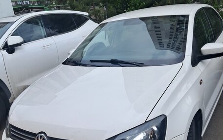 Volkswagen Polo VI (EU Market), 2012 год, 590 000 рублей, 3 фотография