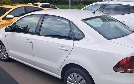 Volkswagen Polo VI (EU Market), 2012 год, 590 000 рублей, 2 фотография