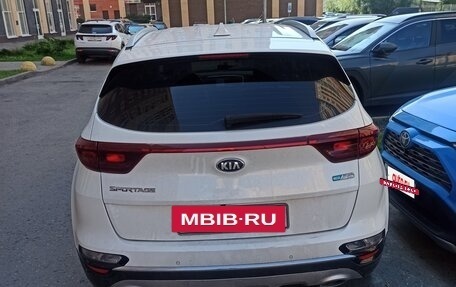KIA Sportage IV рестайлинг, 2020 год, 2 350 000 рублей, 4 фотография