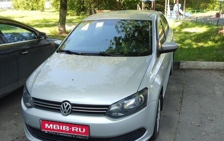 Volkswagen Polo VI (EU Market), 2012 год, 750 000 рублей, 1 фотография