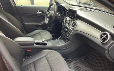 Mercedes-Benz GLA, 2015 год, 2 250 000 рублей, 15 фотография
