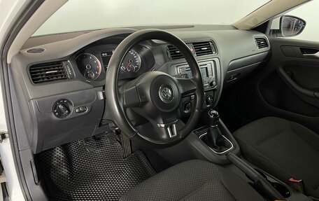 Volkswagen Jetta VI, 2014 год, 951 000 рублей, 11 фотография