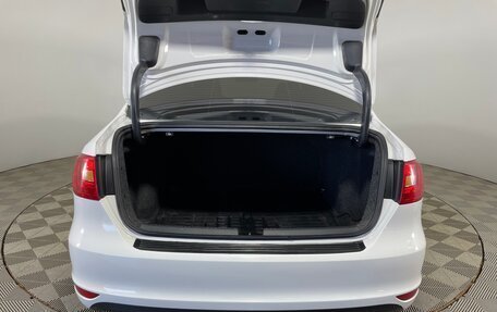 Volkswagen Jetta VI, 2014 год, 951 000 рублей, 10 фотография