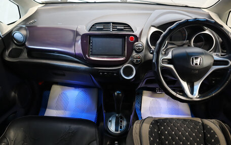 Honda Fit III, 2010 год, 679 000 рублей, 11 фотография