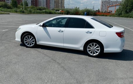 Toyota Camry, 2013 год, 1 300 000 рублей, 2 фотография