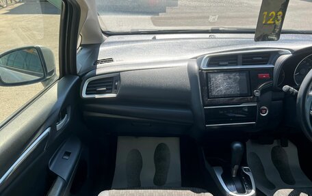 Honda Fit III, 2016 год, 1 099 000 рублей, 18 фотография