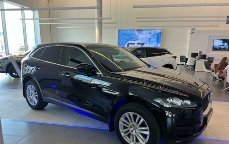 Jaguar F-Pace, 2017 год, 2 950 000 рублей, 4 фотография