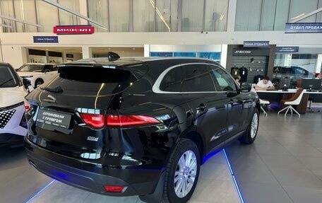 Jaguar F-Pace, 2017 год, 2 950 000 рублей, 5 фотография