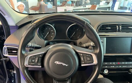Jaguar F-Pace, 2017 год, 2 950 000 рублей, 14 фотография