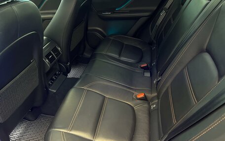 Jaguar F-Pace, 2017 год, 2 950 000 рублей, 12 фотография