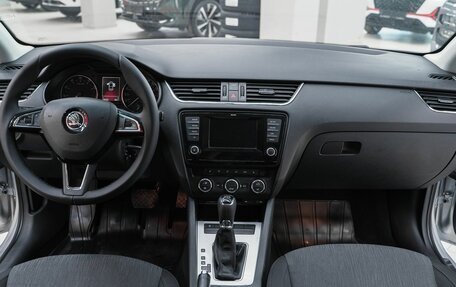 Skoda Octavia, 2013 год, 949 000 рублей, 10 фотография