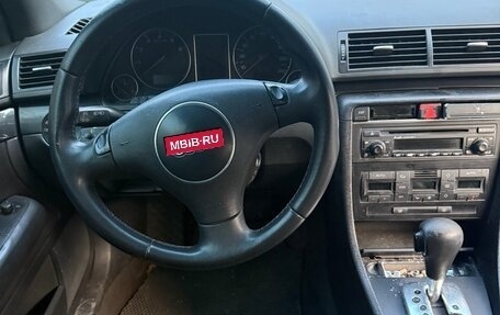 Audi A4, 2002 год, 230 000 рублей, 6 фотография