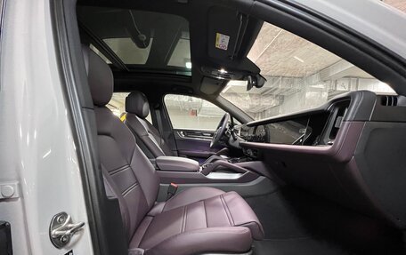 Porsche Cayenne III, 2024 год, 16 390 000 рублей, 12 фотография