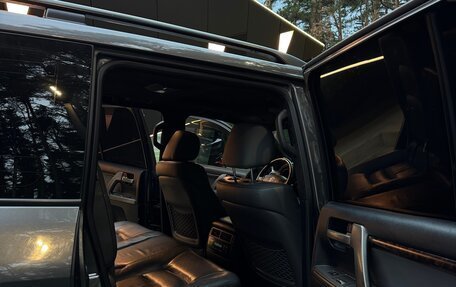Toyota Land Cruiser 200, 2008 год, 2 600 000 рублей, 19 фотография