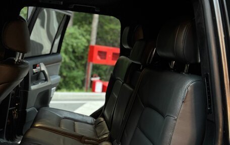 Toyota Land Cruiser 200, 2008 год, 2 600 000 рублей, 21 фотография