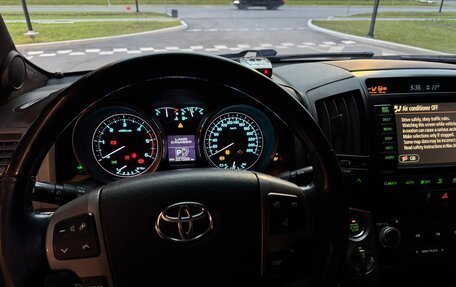 Toyota Land Cruiser 200, 2008 год, 2 600 000 рублей, 37 фотография