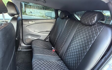 Hyundai Solaris II рестайлинг, 2012 год, 750 000 рублей, 12 фотография