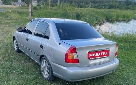 Hyundai Accent II, 2004 год, 410 000 рублей, 2 фотография